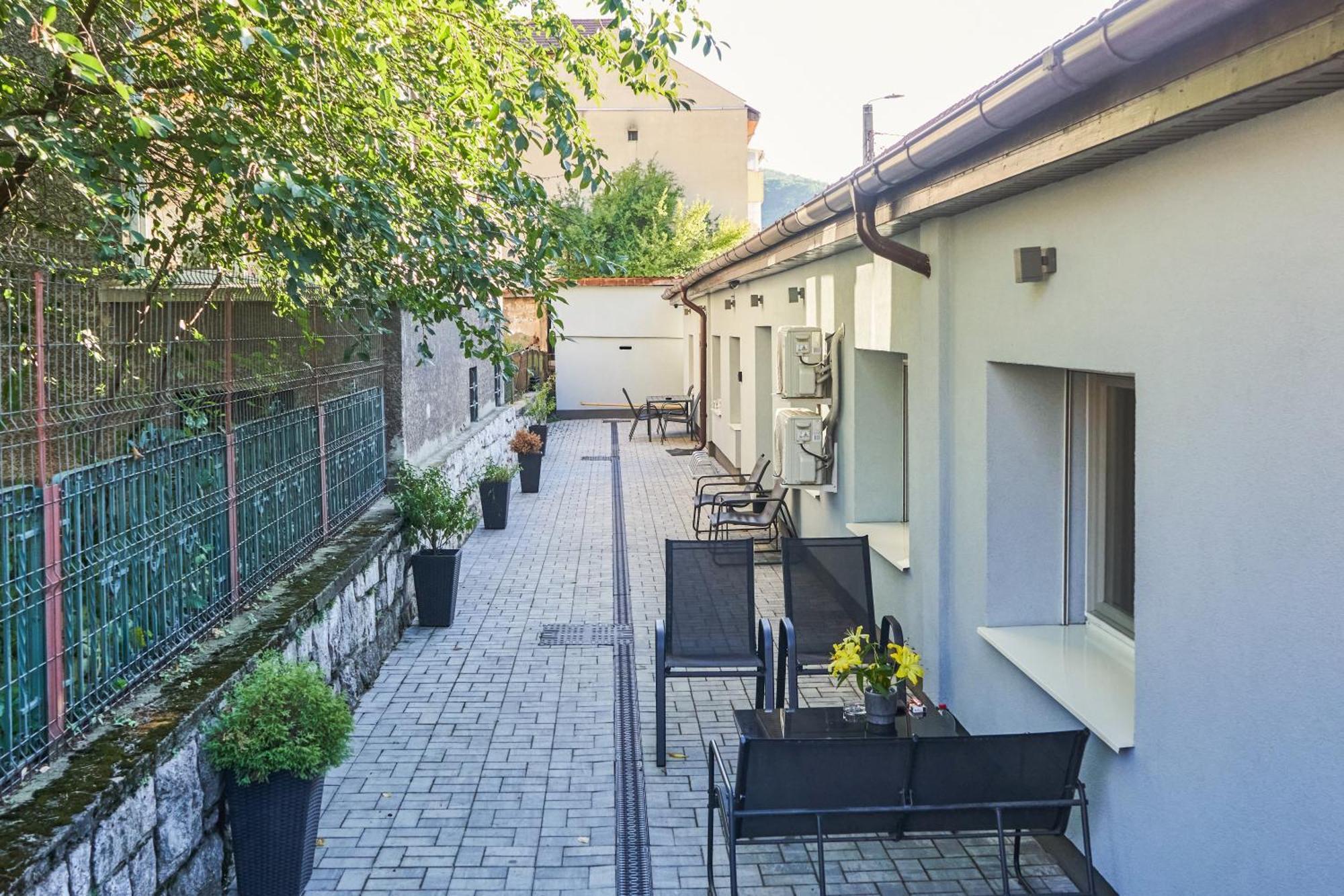 Marcos Apartments Victoriei Resita Exterior foto